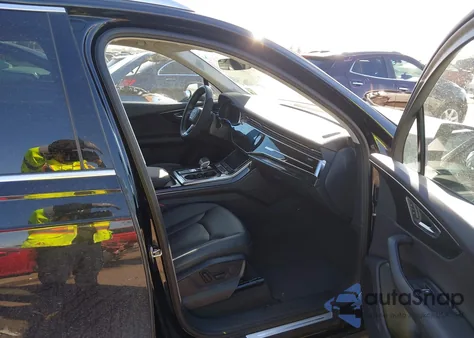 2023 Audi Q7 Premium Plus 55 Tfsi Quattro Tiptronic from USA, damaged, VIN WA1LXBF78PD008689